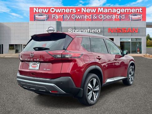 Used 2023 Nissan Rogue SL AWD/4WD image 5