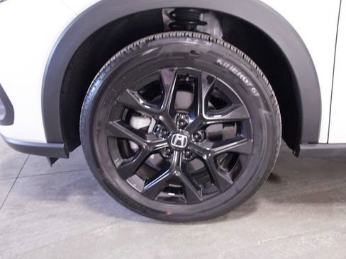 Certified 2024 Honda HR-V Sport image 11