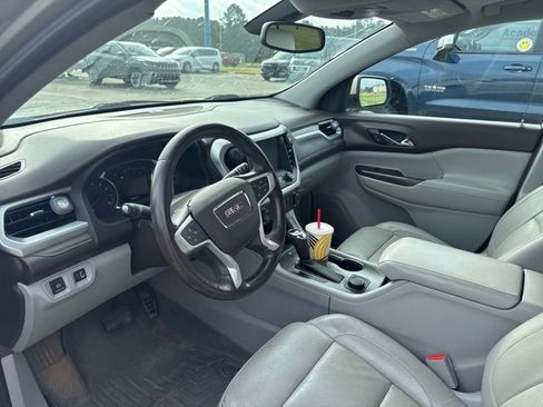 Used 2017 GMC Acadia SLT image 10