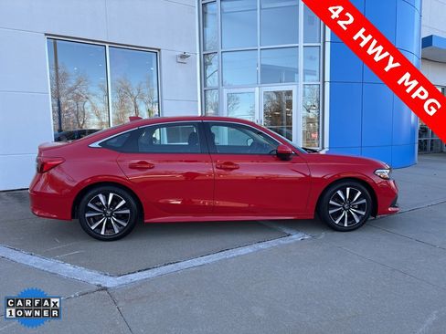 Used 2023 Honda Civic EX image 7