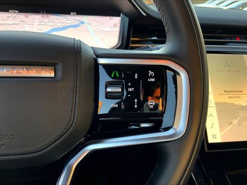 Used 2024 Land Rover Range Rover Sport SE image 24