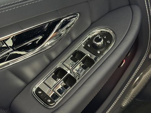 New 2024 Bentley Continental GT V8 image 50