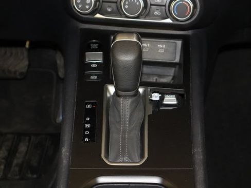 Used 2025 Nissan Kicks SV FWD image 25