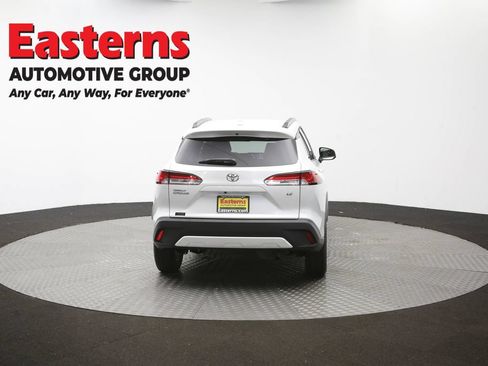 Used 2022 Toyota Corolla Cross LE FWD image 35