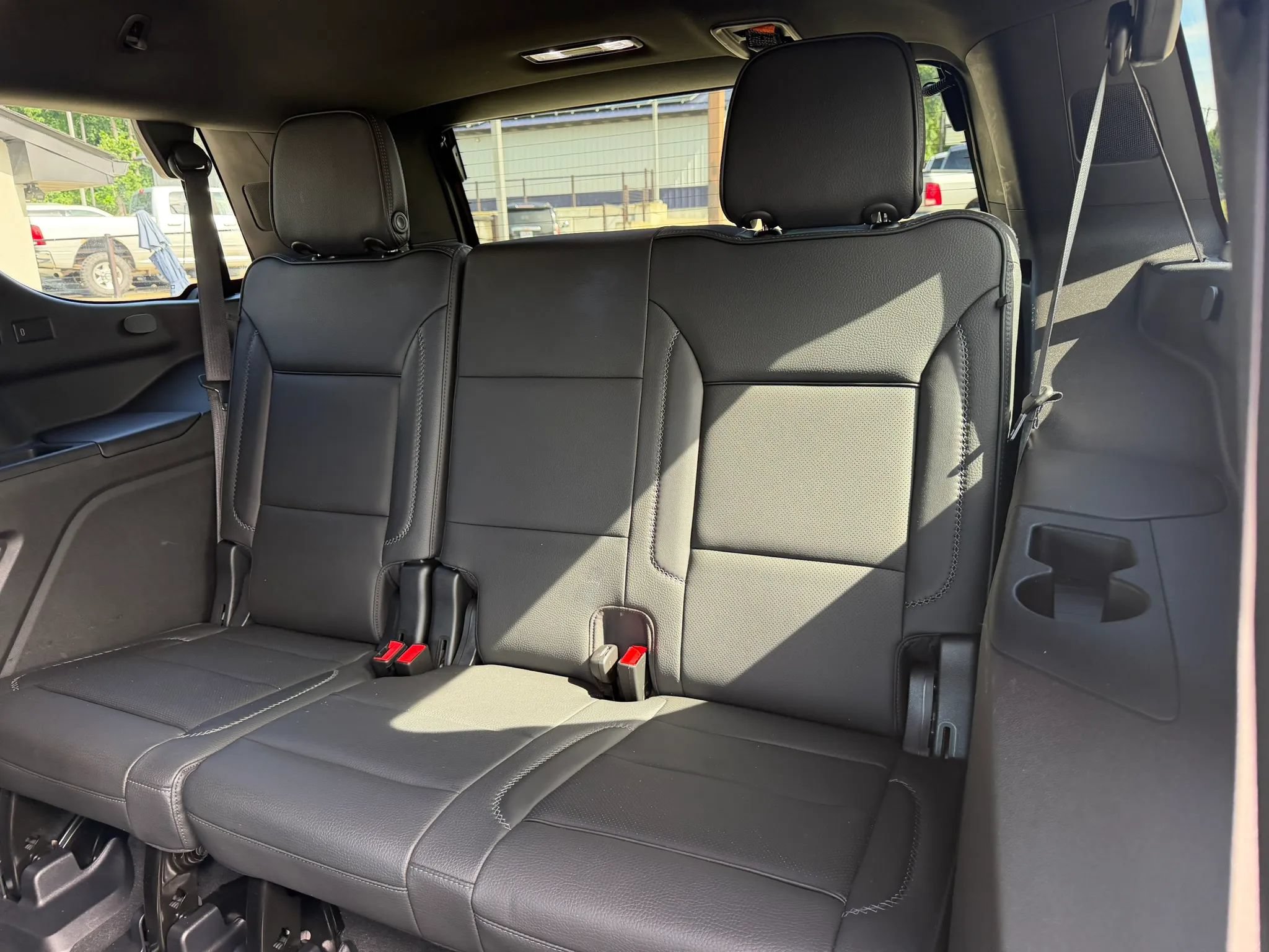 Used 2021 GMC Yukon Denali AWD/4WD image 37