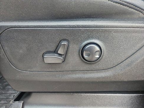 Used 2022 RAM 1500 Lone Star image 12