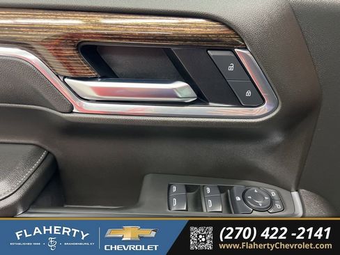 Used 2025 GMC Sierra 1500 Elevation w/ Preferred Package image 22
