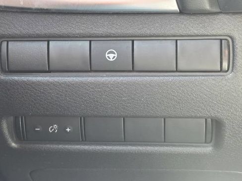 Used 2021 Nissan Rogue SV FWD image 27