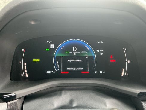 Used 2025 Toyota Camry SE image 17