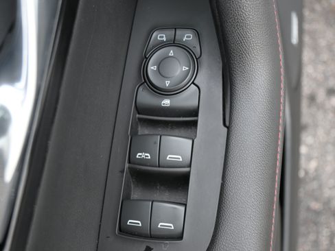 Used 2023 Chevrolet Blazer RS w/ Enhanced Convenience Package FWD image 15