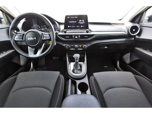 Used 2023 Kia Forte LX FWD image 10