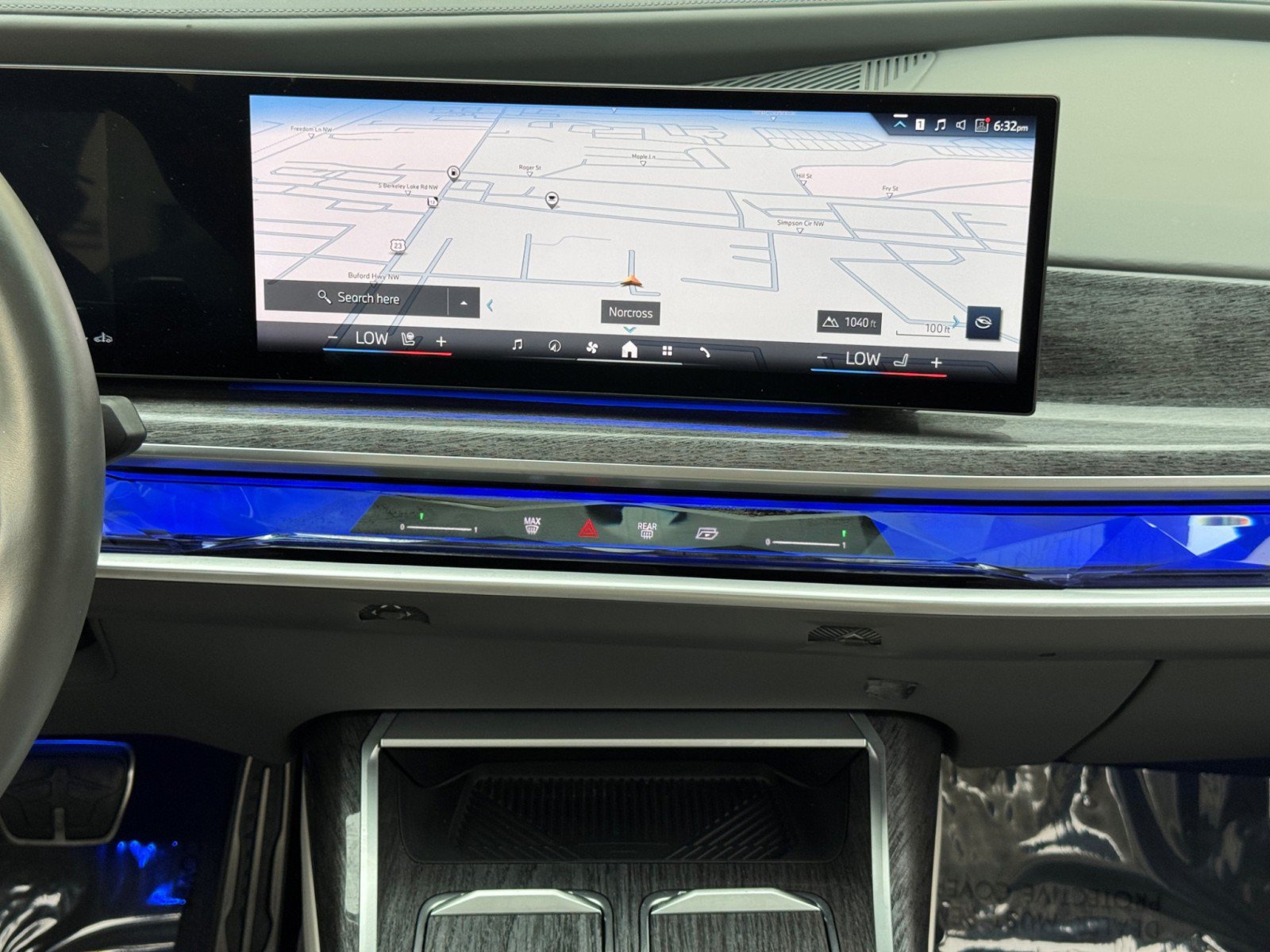 Used 2023 BMW 760i xDrive AWD/4WD image 26