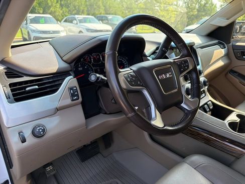 Used 2019 GMC Yukon SLT w/ Open Road Package RWD image 32
