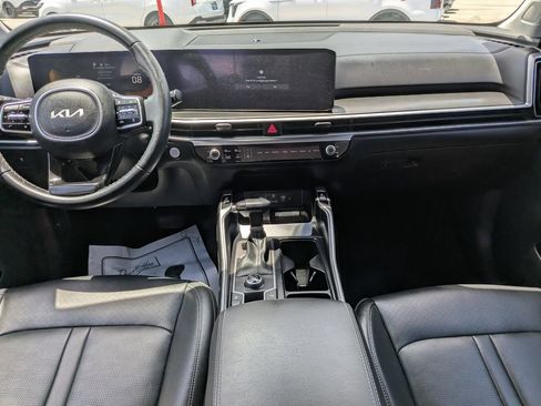 Certified 2024 Kia Sorento S w/ Panoramic Sunroof Package FWD image 16