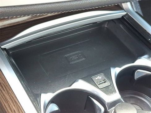 Used 2020 BMW 745e xDrive image 28