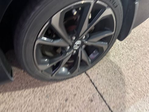 Used 2019 Honda Civic Sport image 9
