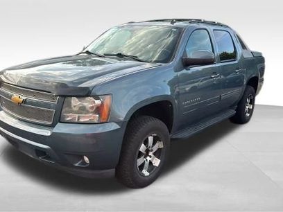 Used 2011 Chevrolet Avalanche LT