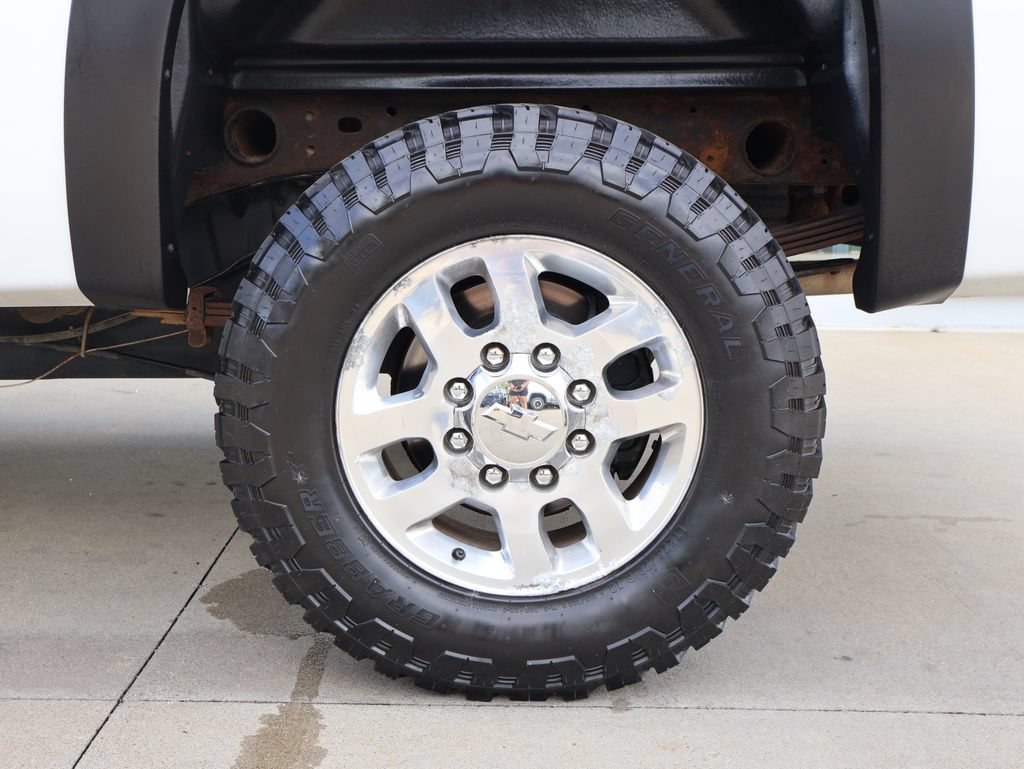Certified 2014 Chevrolet Silverado 2500 LTZ w/ LTZ Plus Package AWD/4WD image 40