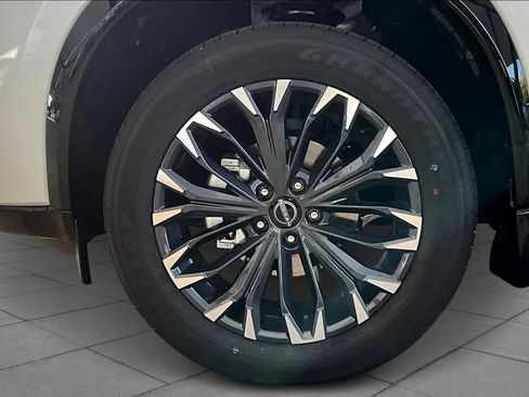 New 2026 Nissan Rogue Platinum w/ Platinum Premium Package AWD/4WD image 9