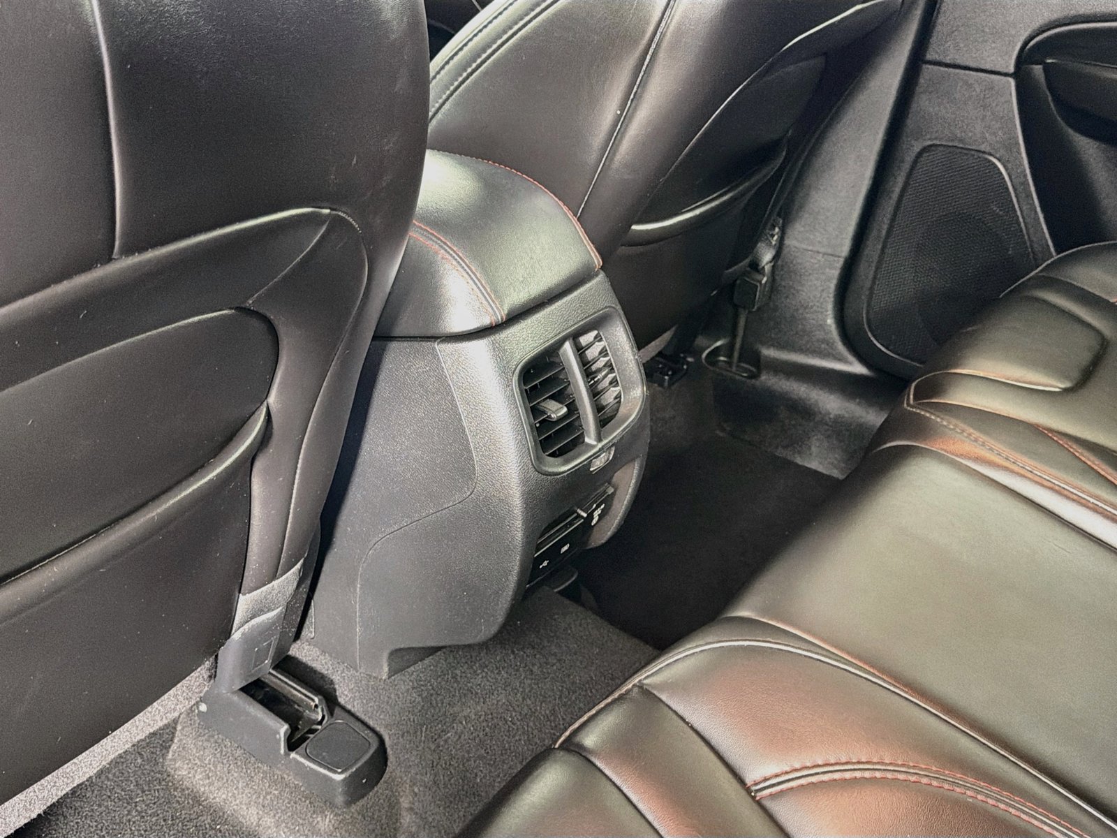 Used 2019 Jeep Cherokee Trailhawk w/ Cold Weather Group AWD/4WD image 27