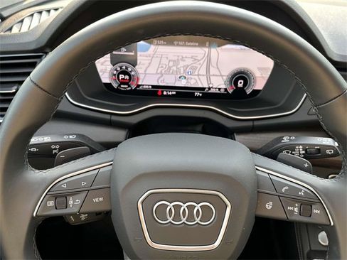 Certified 2025 Audi Q5 2.0T Premium Plus image 24