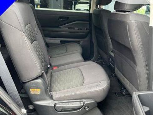 Certified 2025 Nissan Pathfinder SV AWD/4WD image 24