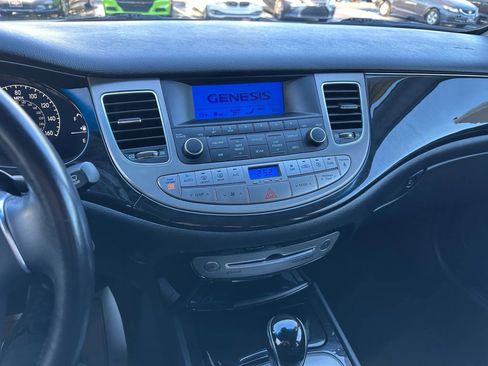 Used 2012 Hyundai Genesis 3.8 image 15