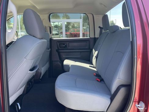Used 2013 RAM 2500 Tradesman w/ Chrome Appearance Group AWD/4WD image 9