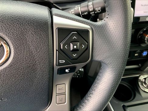 Used 2022 Toyota 4Runner TRD Sport w/ Technology Package AWD/4WD image 23
