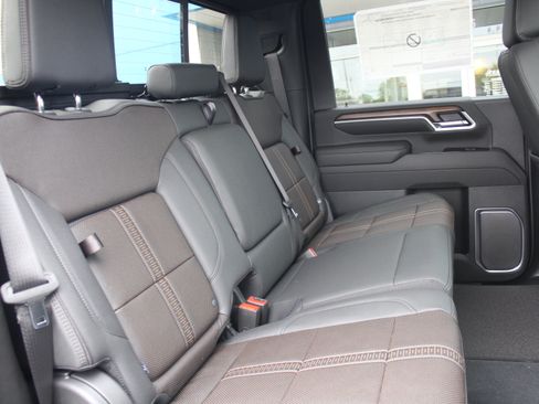 New 2026 Chevrolet Silverado 2500 High Country w/ Technology Package AWD/4WD image 17