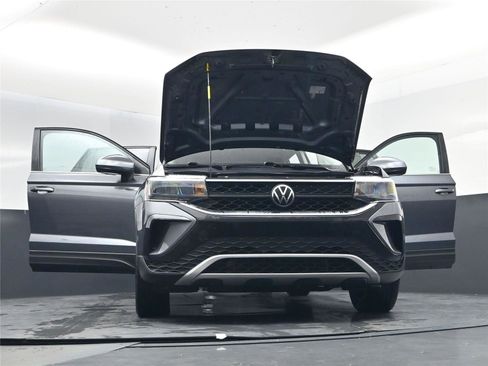 Used 2023 Volkswagen Taos SE image 22