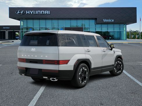 New 2026 Hyundai Santa Fe SE FWD image 18