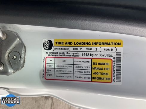 Used 2022 Ford E-Transit Medium Roof image 22