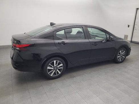 Used 2021 Nissan Versa SV FWD image 10