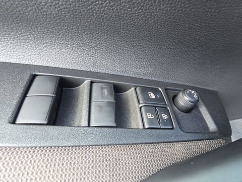 New 2026 Toyota Corolla LE image 27