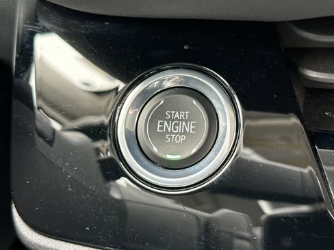 Used 2025 Buick Envision Sport Touring image 23