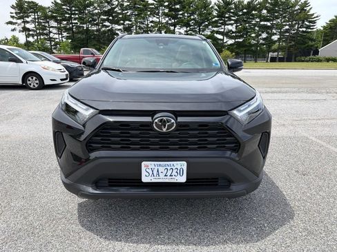 Used 2025 Toyota RAV4 XLE w/ Convenience Package AWD/4WD image 9