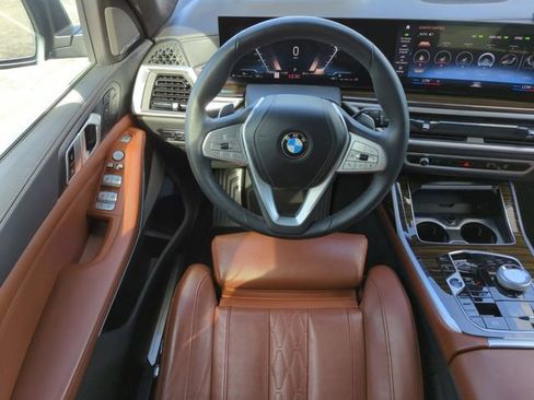 Certified 2023 BMW X7 xDrive40i w/ Executive Package image 12