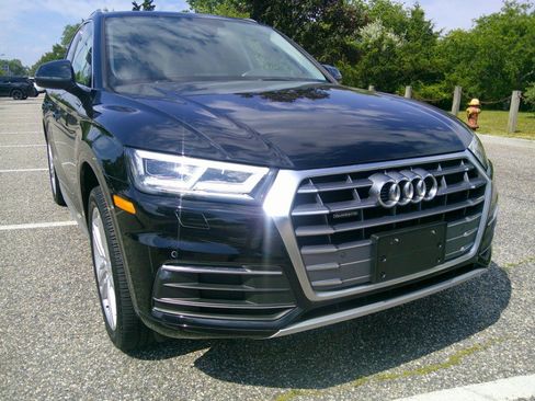 Used 2020 Audi Q5 2.0T Premium Plus w/ Premium Plus Package AWD/4WD image 22