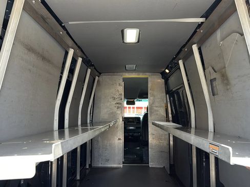 Used 2019 Mercedes-Benz Sprinter 170 image 36