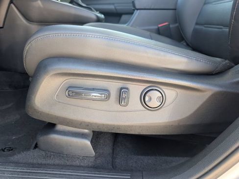Used 2023 Honda CR-V EX-L image 21