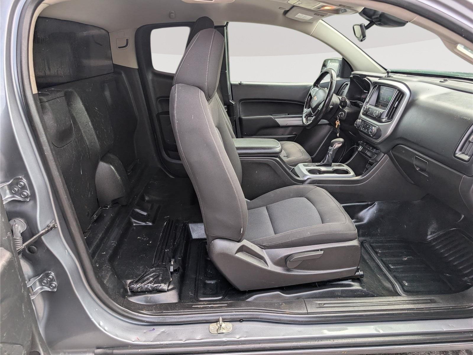 Used 2022 Chevrolet Colorado LT RWD image 10