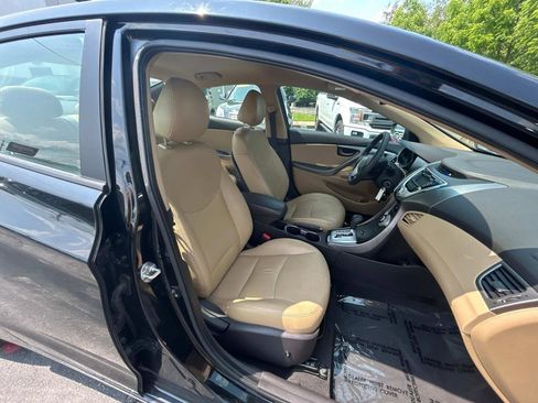 Used 2012 Hyundai Elantra GLS w/ Preferred Pkg 3 image 13