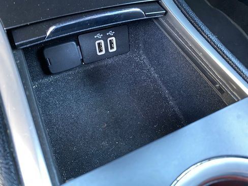 Used 2019 Lincoln MKC Premiere image 23