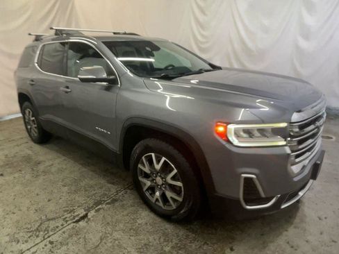 Used 2021 GMC Acadia SLE w/ Driver Convenience Package image 2