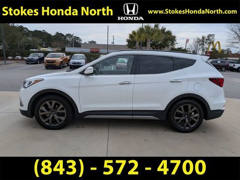 Used 2017 Hyundai Santa Fe Sport image 7