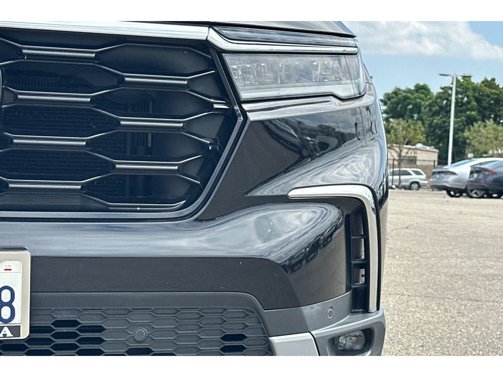 Used 2024 Honda Pilot Touring image 19