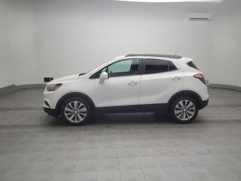 Used 2020 Buick Encore Preferred FWD image 2