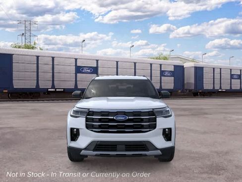 New 2026 Ford Explorer Active RWD image 6