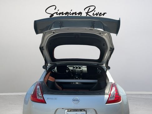 Used 2020 Nissan 370Z Coupe RWD image 20
